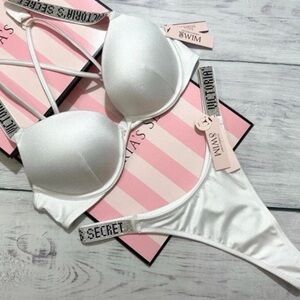 Victoria's Secret Swim shine strap. Thong swim bottom. New